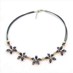 🌿 𝐌𝐚𝐱𝐢 𝓈𝓉𝒶𝓉𝑒𝓂𝑒𝓃𝓉 𝓃𝑒𝒸𝓀𝓁𝒶𝒸𝑒